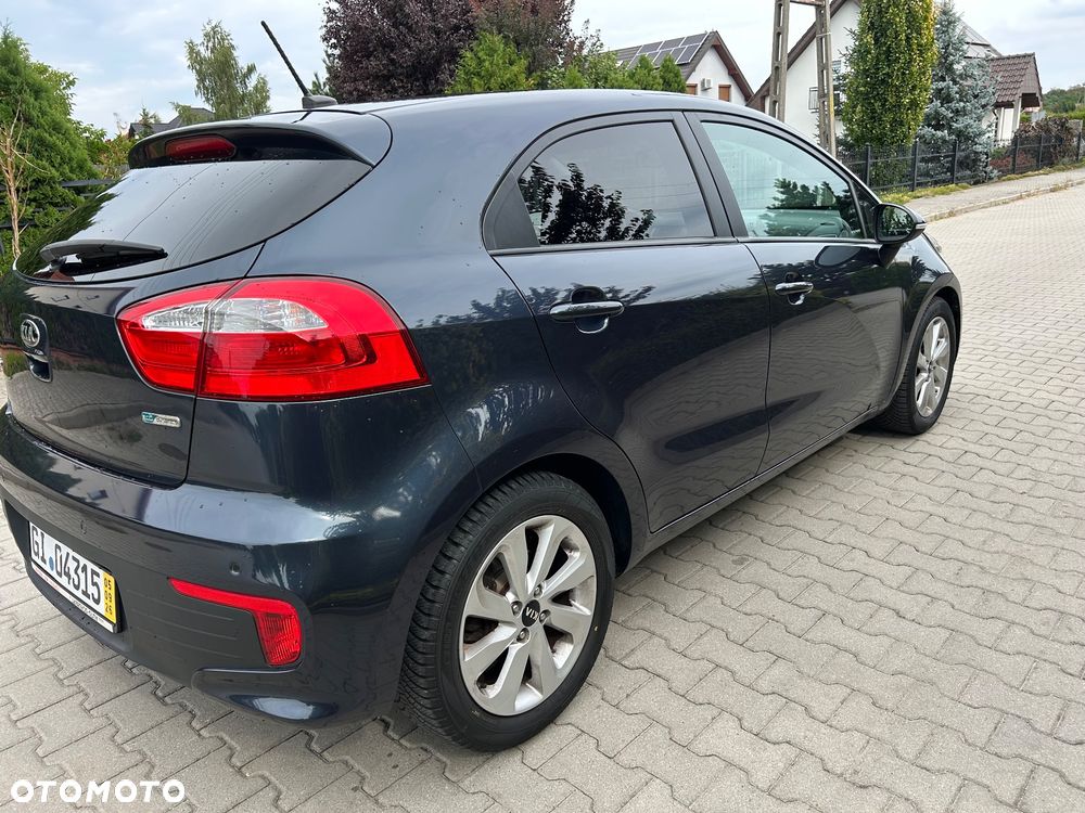 Kia Rio 1.4 M - 4