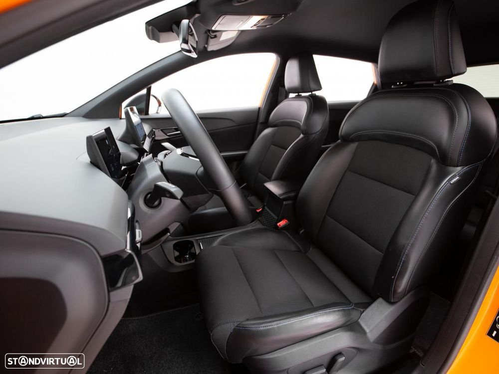 MG MG4 64 kWh Luxury - 9