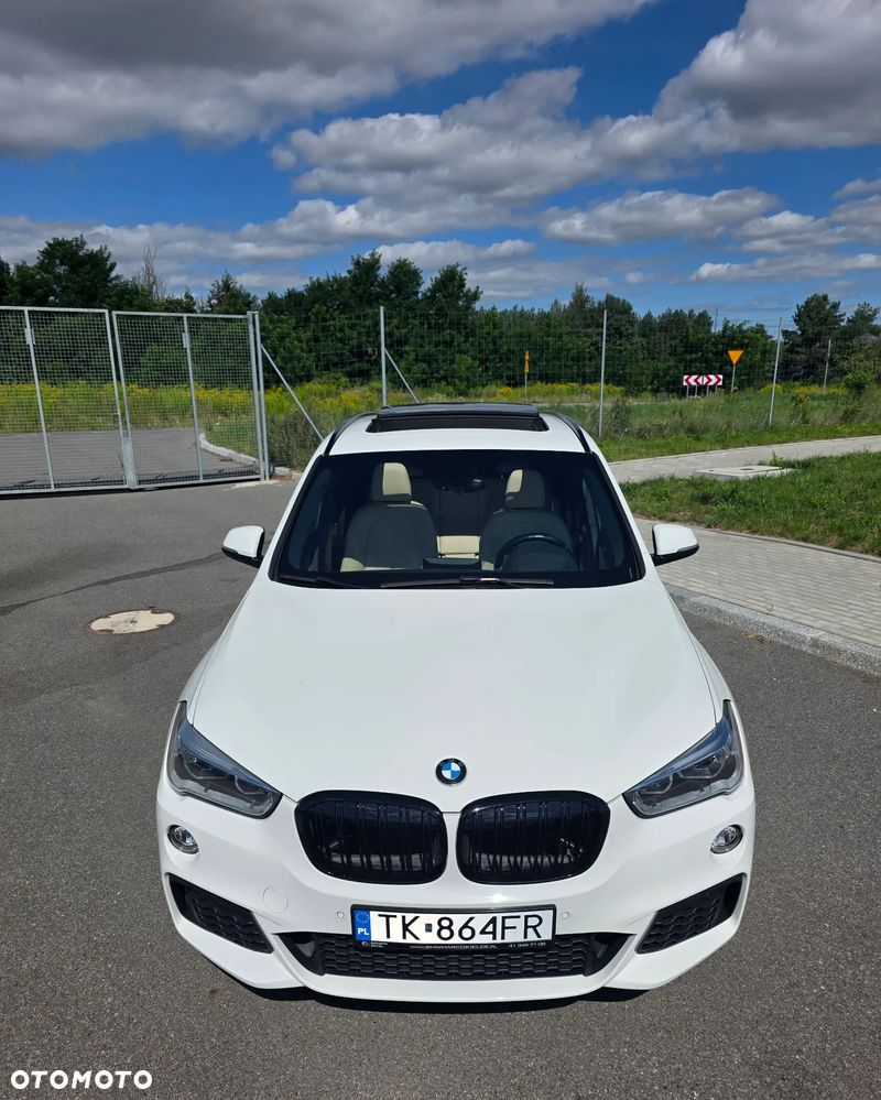 BMW X1 xDrive25i Sport Line - 1