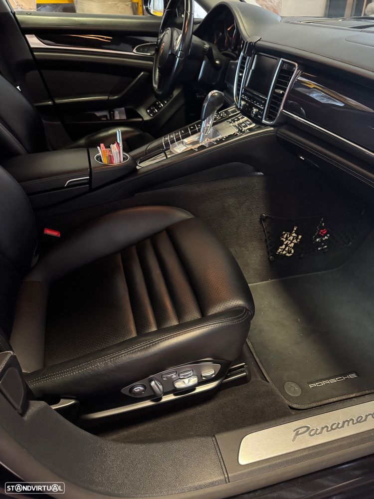 Porsche Panamera 3.0 V6 - 14