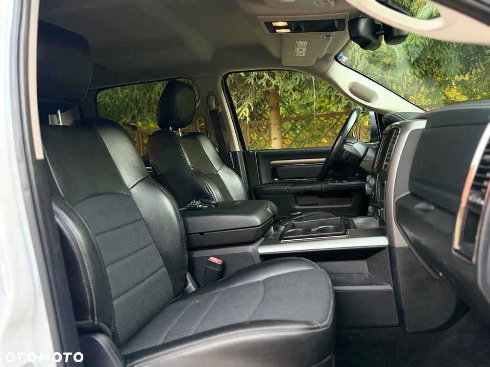 Dodge RAM 5.7 4x4 - 20