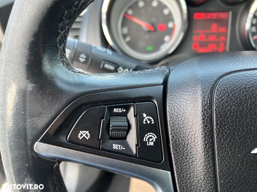 Opel Astra 1.6 CDTI ECOTEC Start/Stop Enjoy - 22