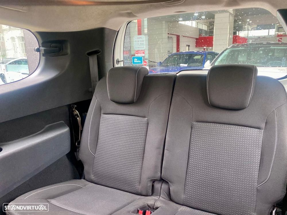 Dacia Lodgy 1.5 Blue dCi Comfort 7L - 26