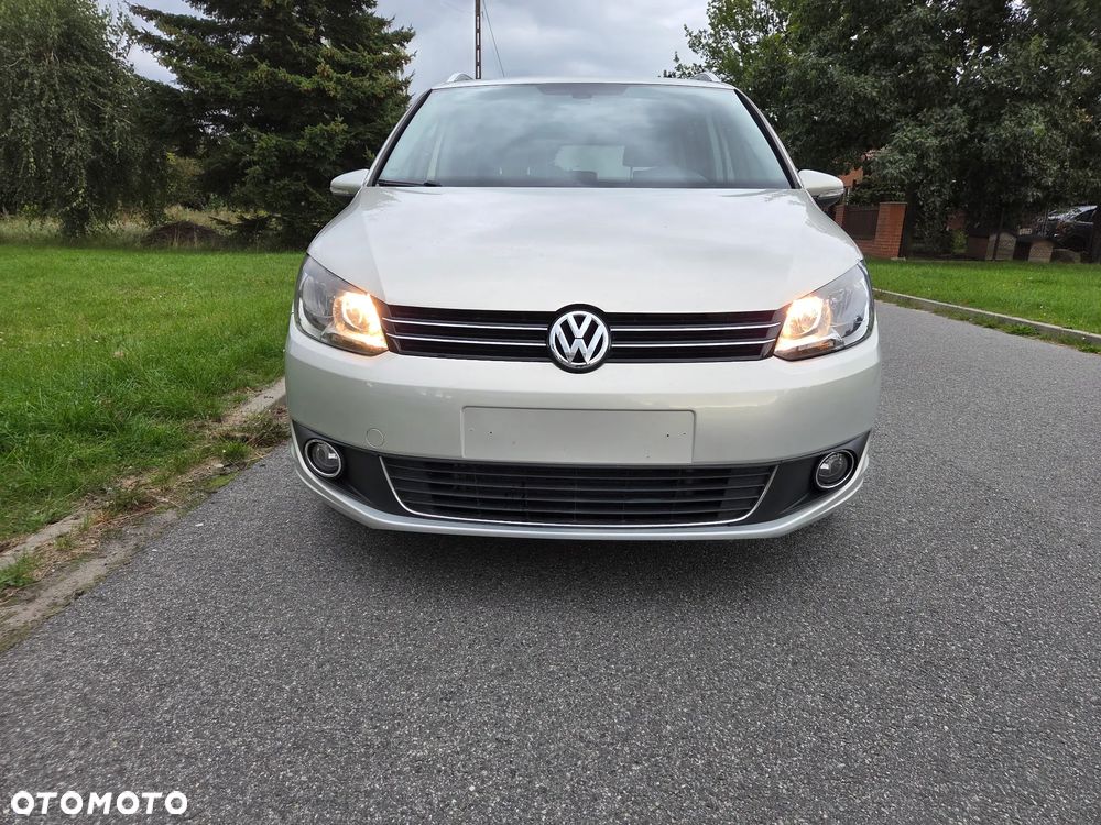 Volkswagen Touran - 5