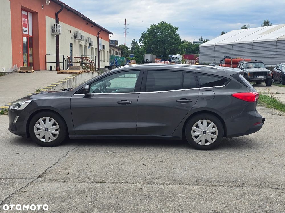Ford Focus 1.5 EcoBlue STart-Stopp-System TITANIUM - 2