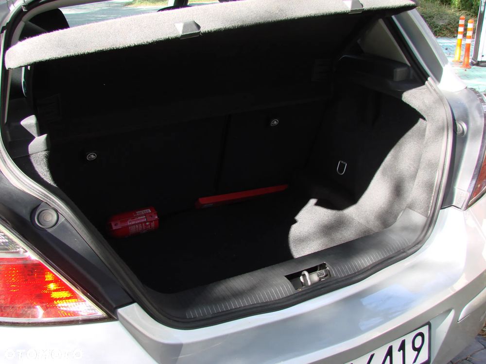 Opel Astra - 11