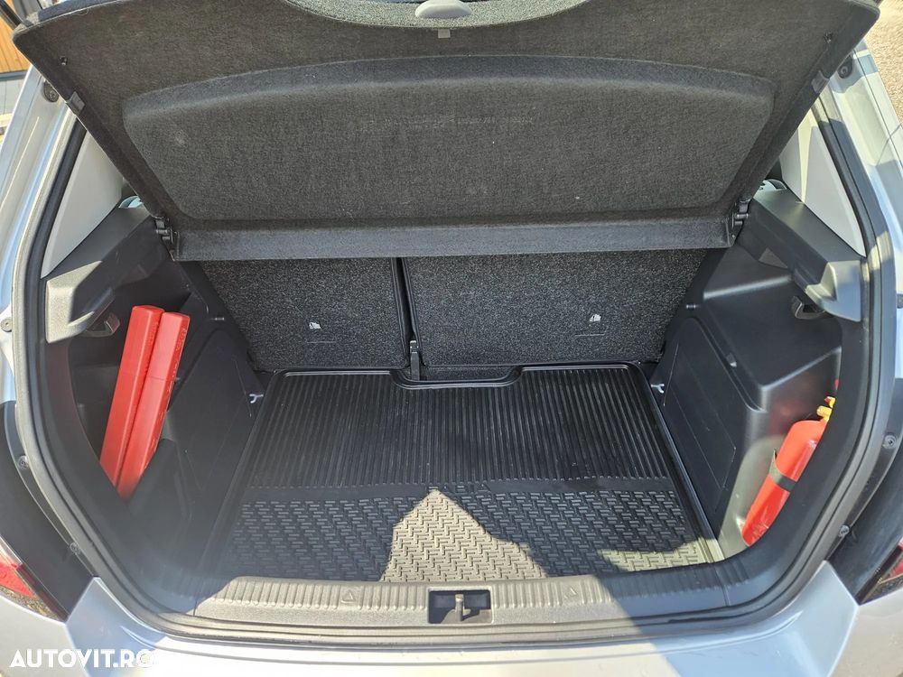 Skoda Fabia 1.0 TSI DSG Ambition - 13