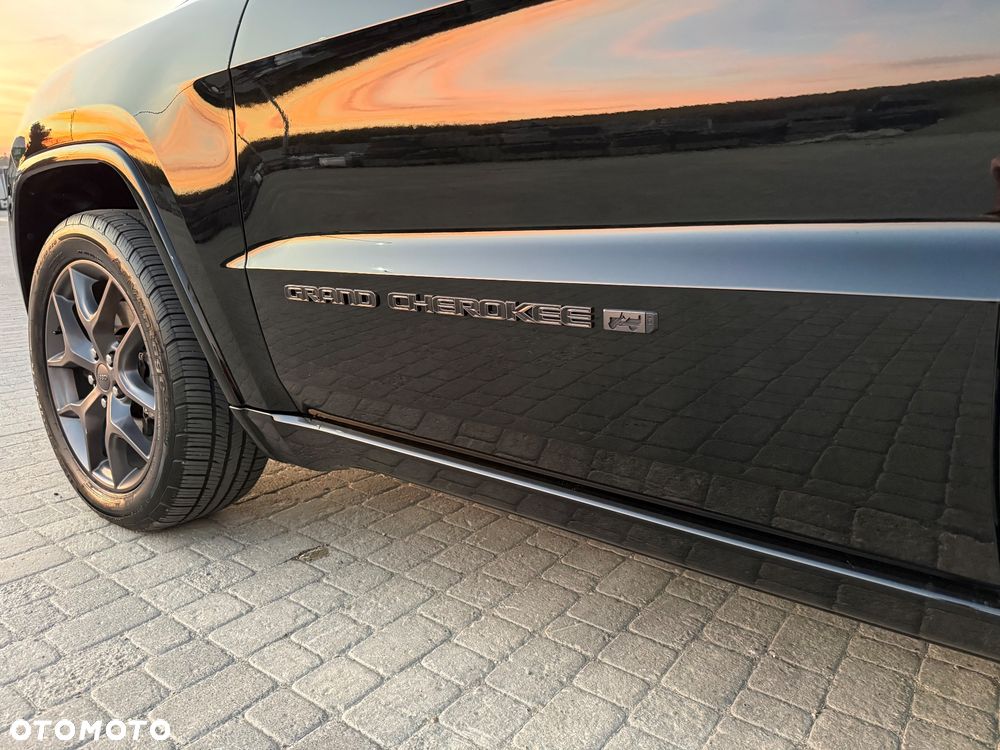 Jeep Grand Cherokee - 10
