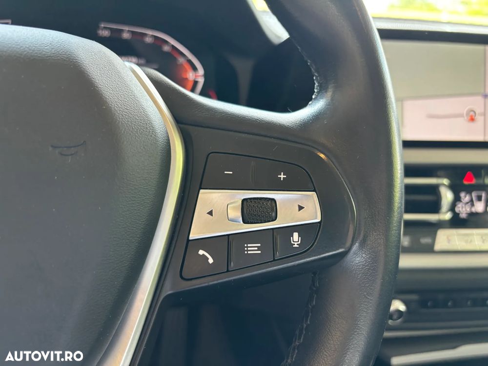 BMW Seria 3 318d Aut. Advantage - 21