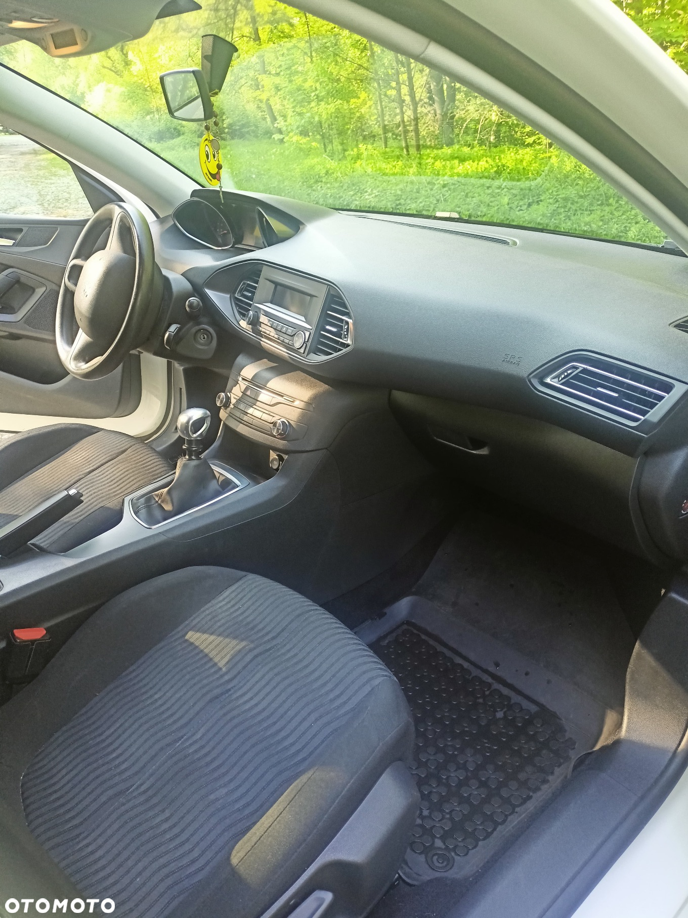 Peugeot 308 1.6 THP Allure - 16