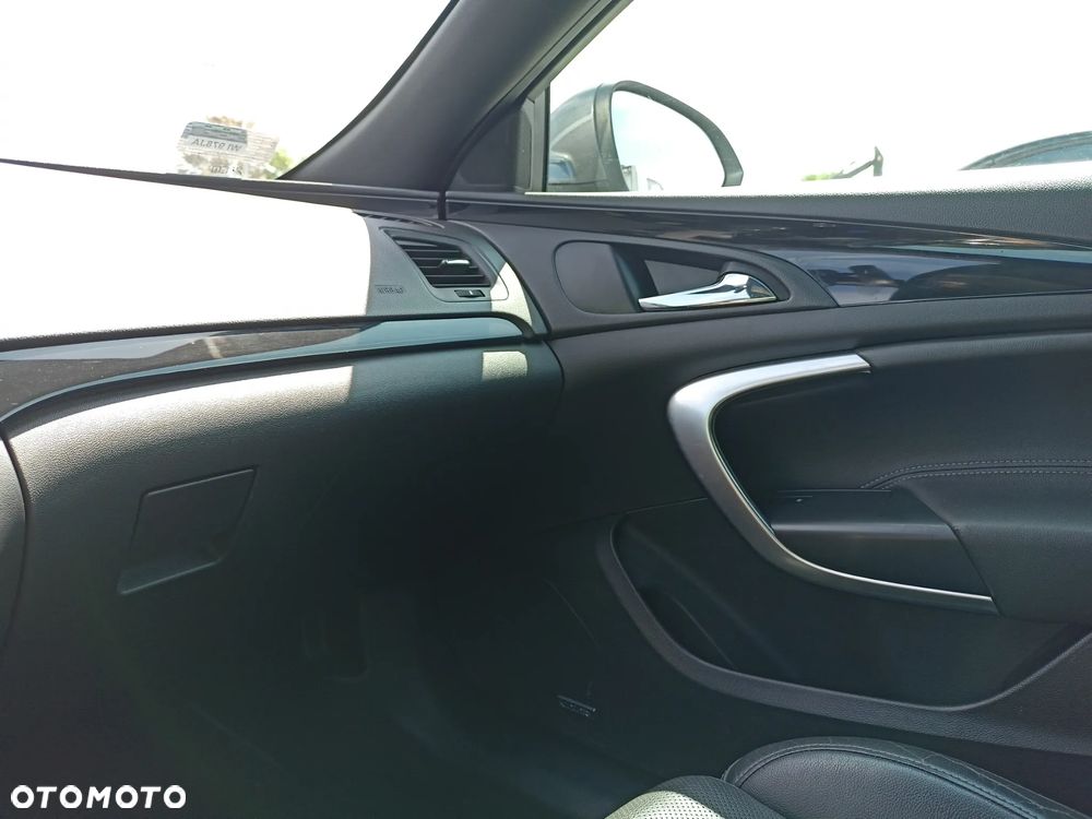 Opel Insignia - 19