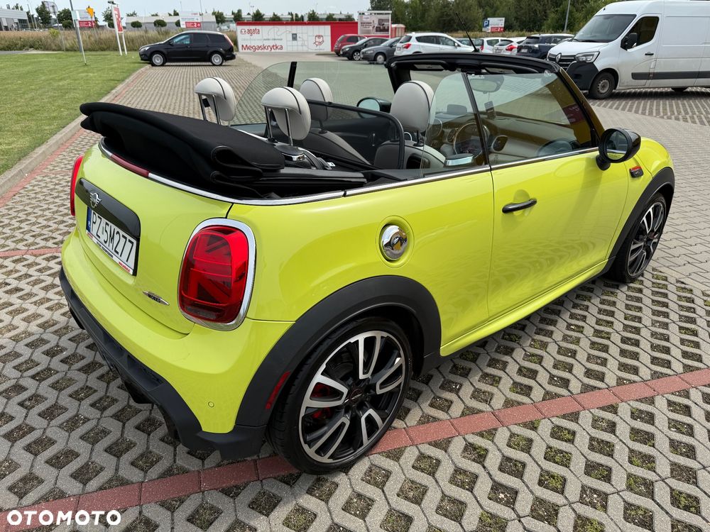 MINI John Cooper Works - 11