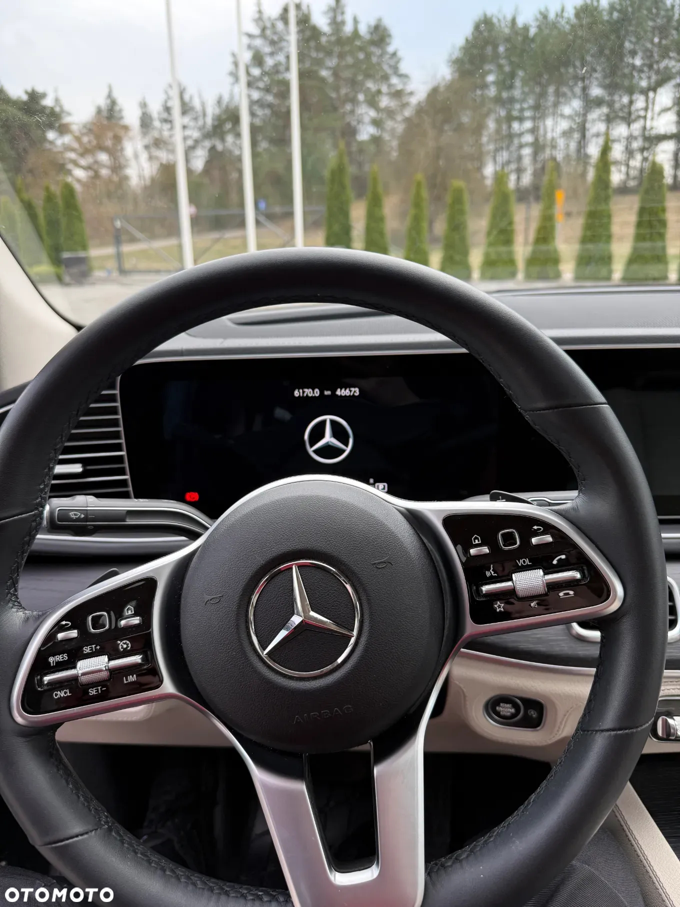 Mercedes-Benz GLE - 14