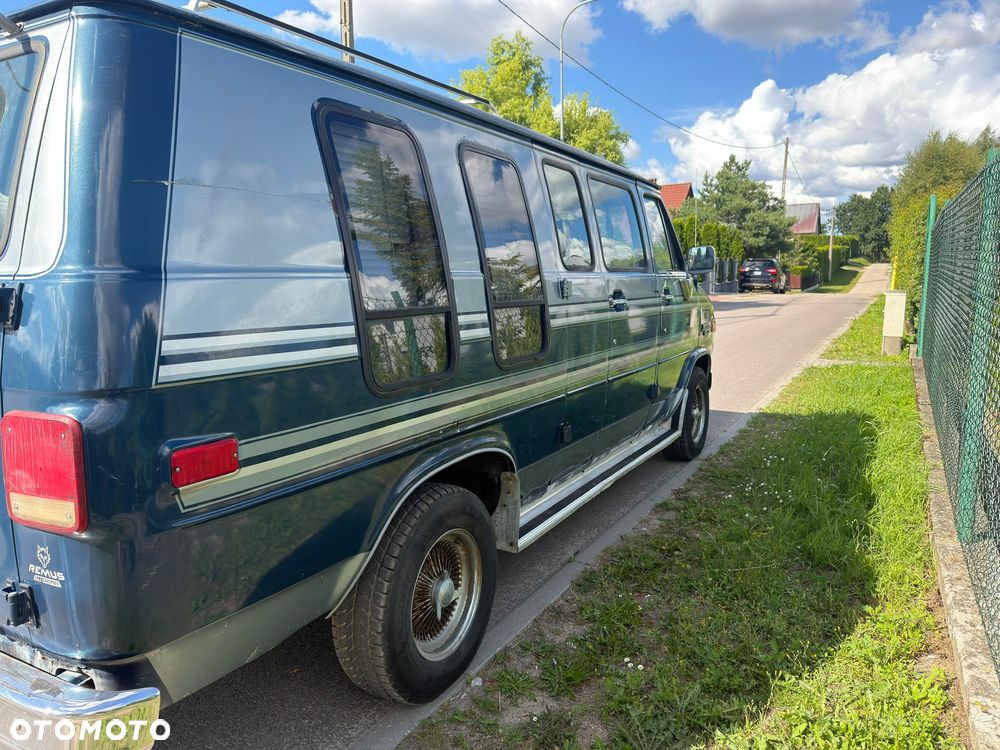 Chevrolet C-20 - 9