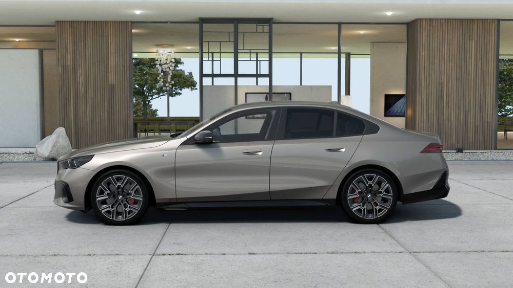 BMW Seria 5 520d xDrive - 2