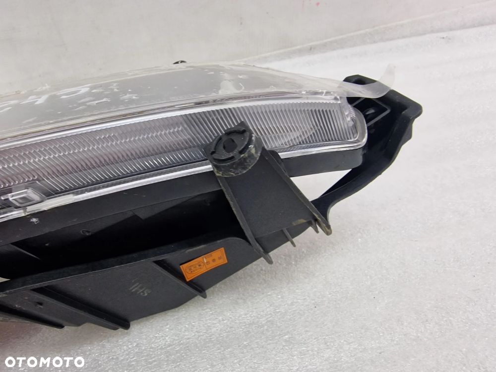 HYUNDAI H1 II 07-15 PRAWY HALOGEN + RAMKA NOWY ORYGINALNY , NR 92202-4H0 , NR AUKCJI H245 - 5