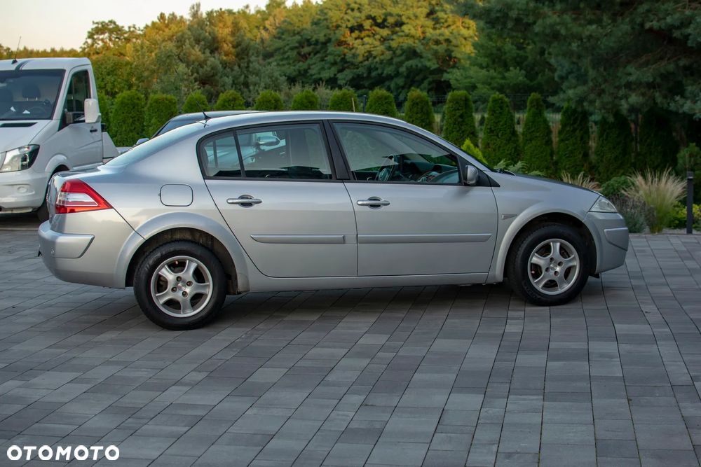 Renault Megane - 22