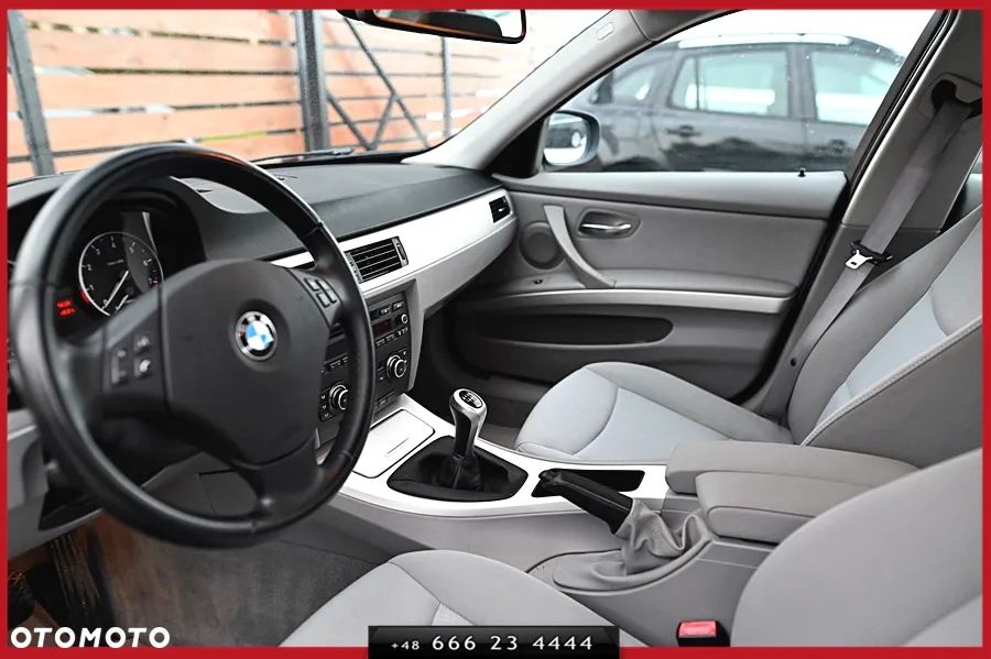 BMW Seria 3 320i Edition Sport - 19