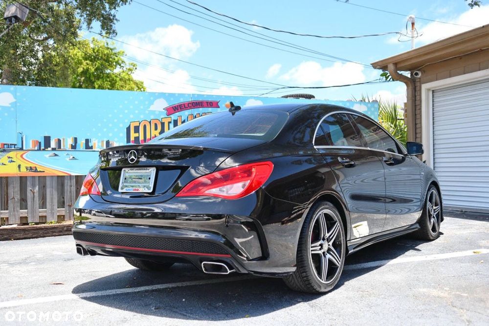 Mercedes-Benz CLA 250 7G-DCT - 9
