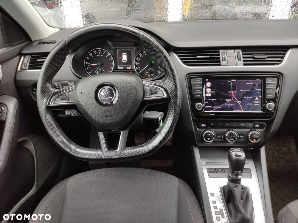 Skoda Octavia - 3