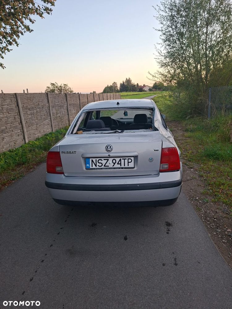 Volkswagen Passat - 10