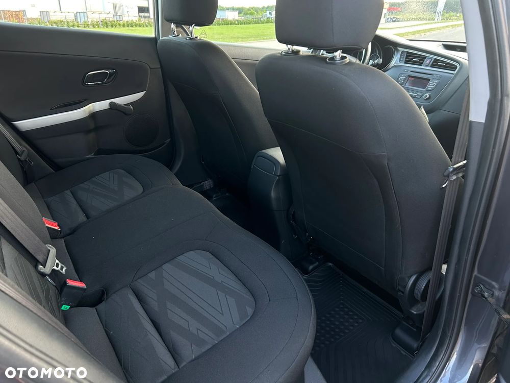Kia Ceed 1.6 CRDi M - 14
