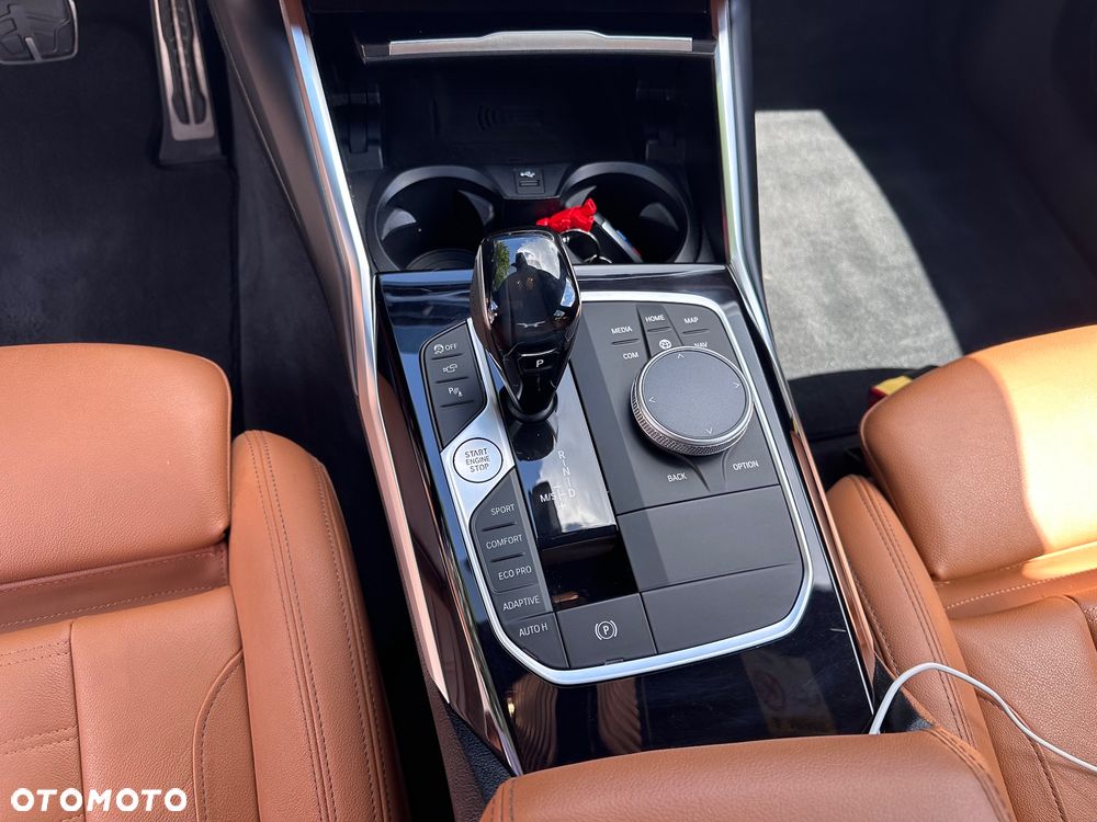 BMW Seria 3 M340i xDrive sport - 12