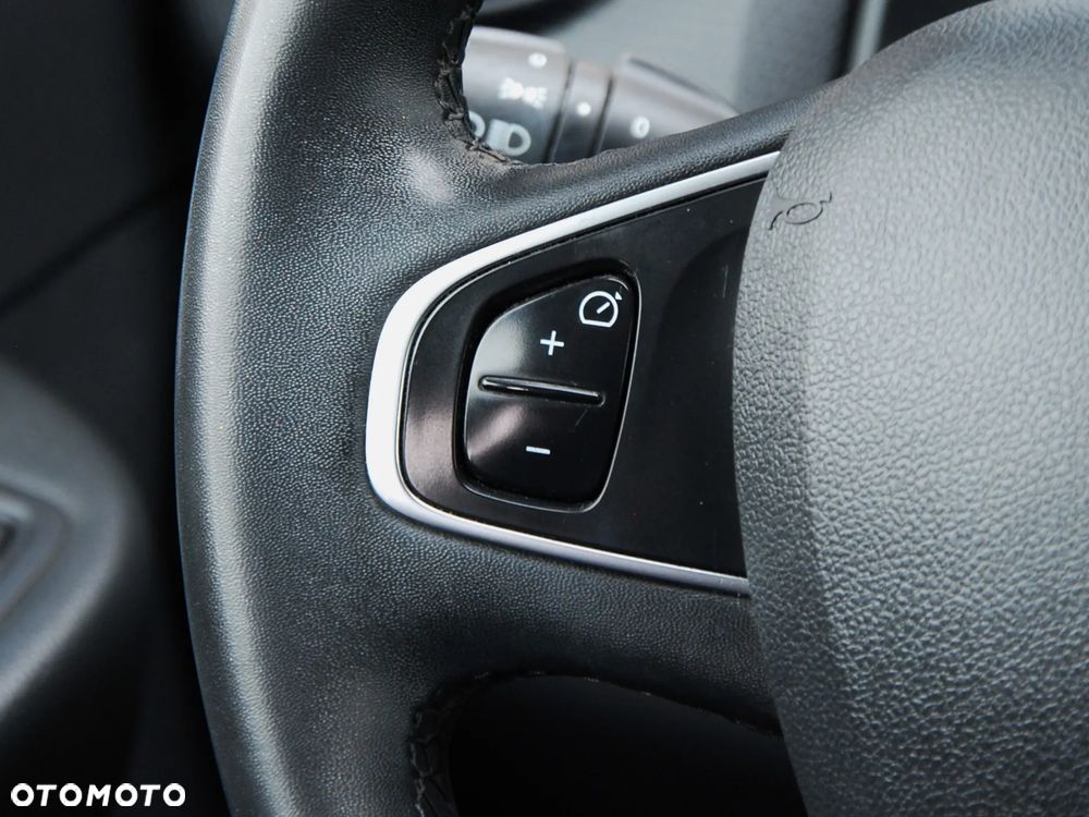 Renault Clio 1.5 dCi Energy Alize - 27