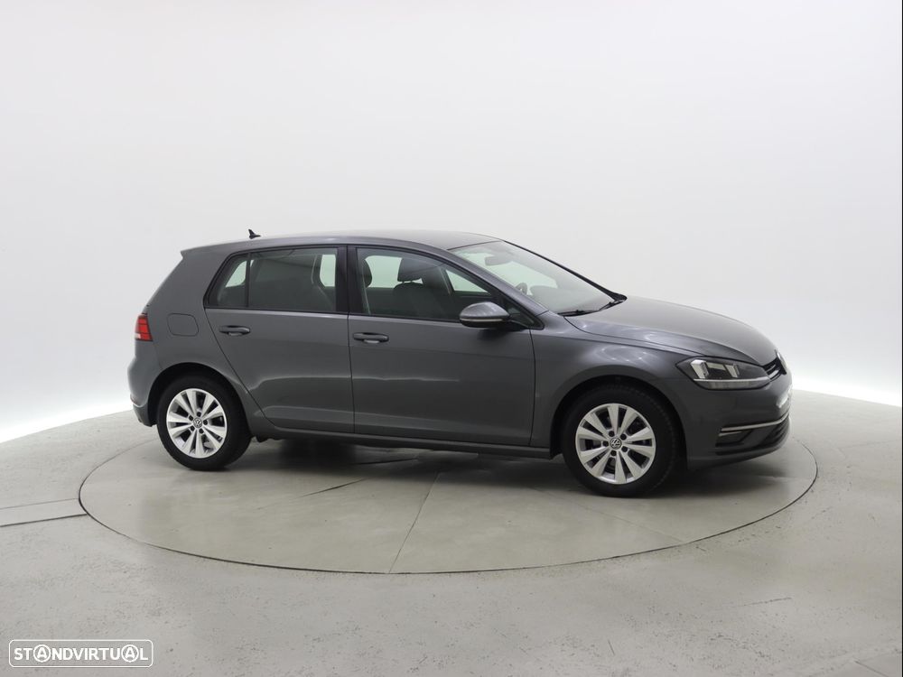 VW Golf 1.6 TDI Confortline - 9