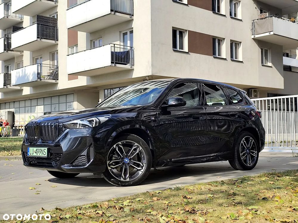 BMW iX1 xDrive30 66.5kWh M Sport - 5