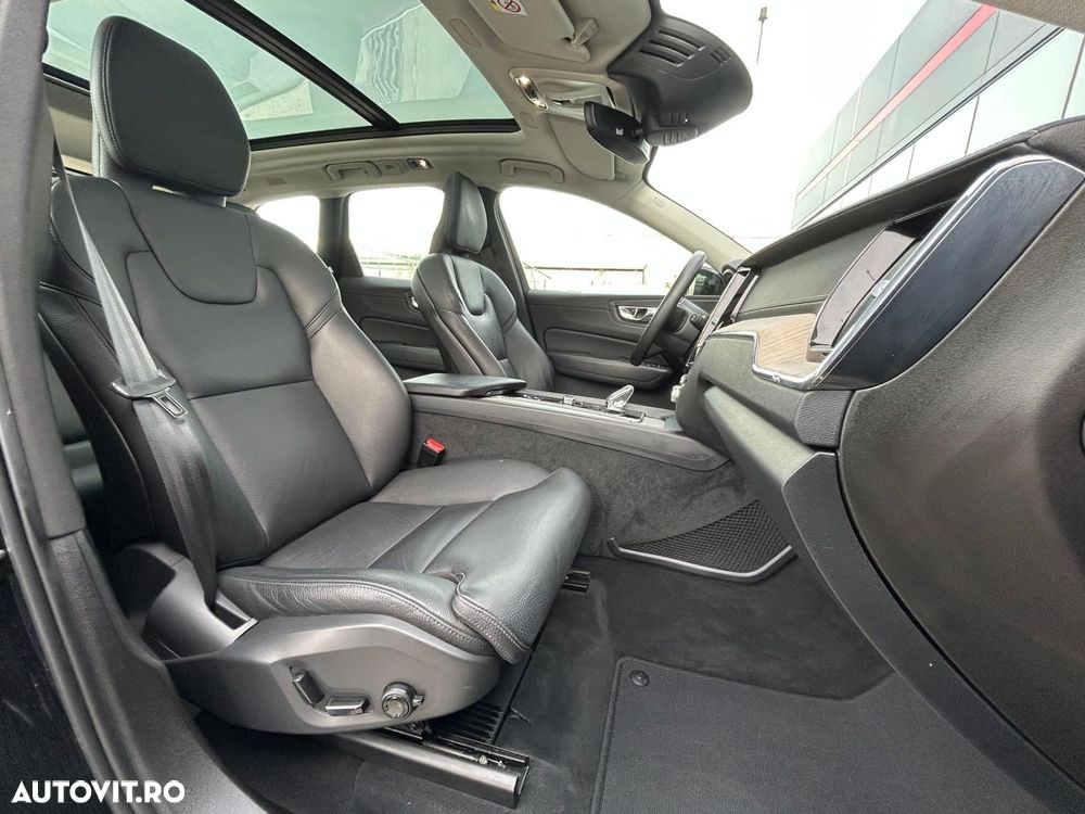 Volvo XC 60 Recharge T6 Twin Engine eAWD Inscription Expression - 10