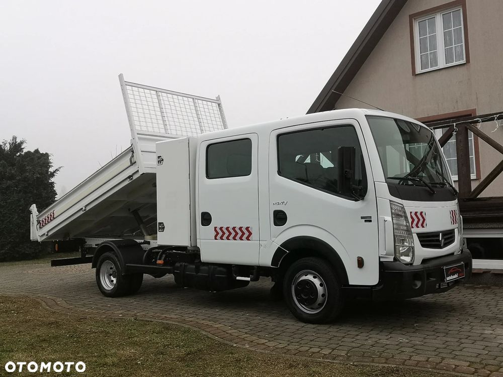 Renault Maxity 2.5dXi 140 - 3