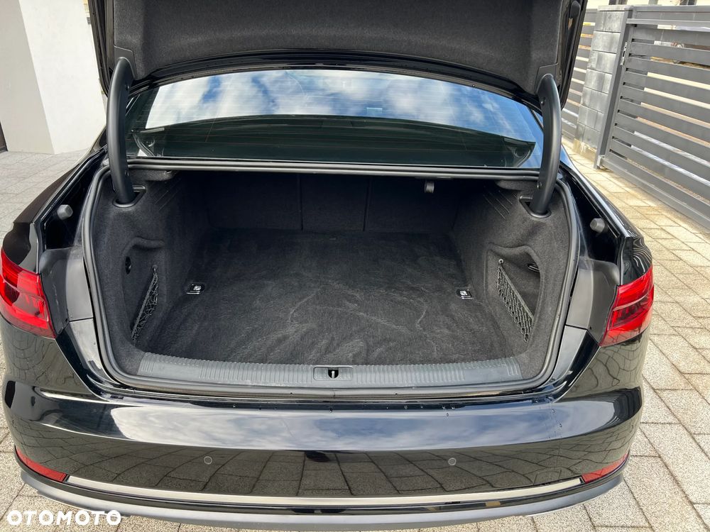 Audi A4 Limousine 2.0 TFSI quattro S tronic design - 30