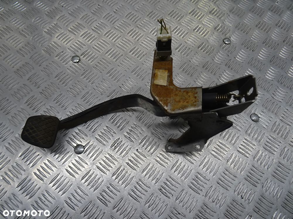 HONDA ACCORD VI 2.0B LIFTBACK 97-02 PEDAŁ SPRZĘGŁA - 2