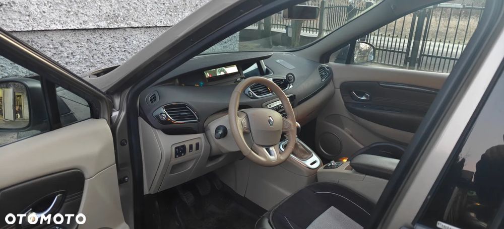 Renault Scenic 1.9 dCi Privilege - 16