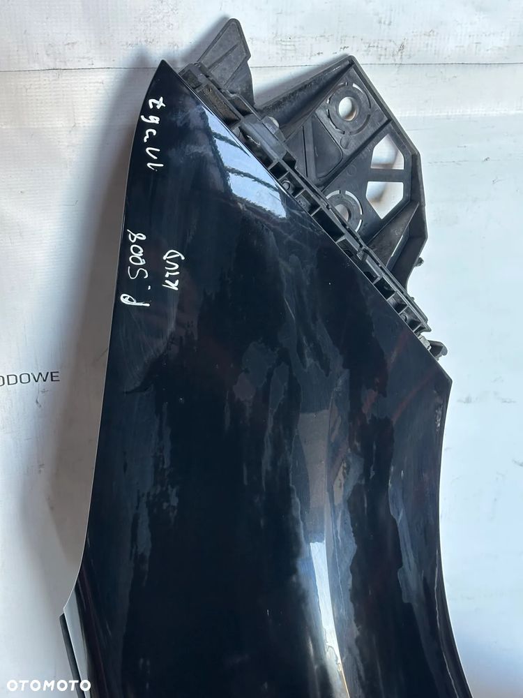 BŁOTNIK PRZEDNI PRAWY PEUGEOT 5008   KTVD - 2