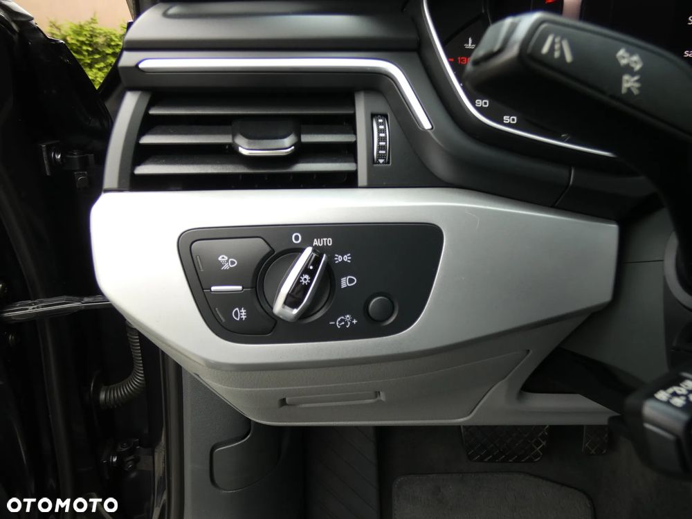 Audi A4 Allroad - 31