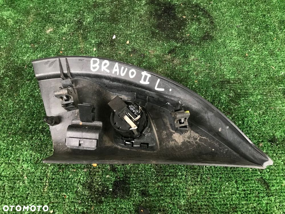 OSŁONA ZAŚLEPKA LUSTERKA GŁOSNIKA FIAT BRAVO II - 2
