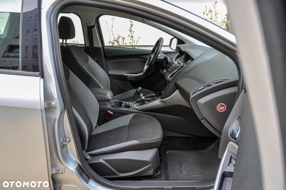 Ford Focus - 11