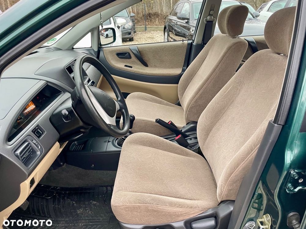 Suzuki Liana Kombi 1.3 Club - 24