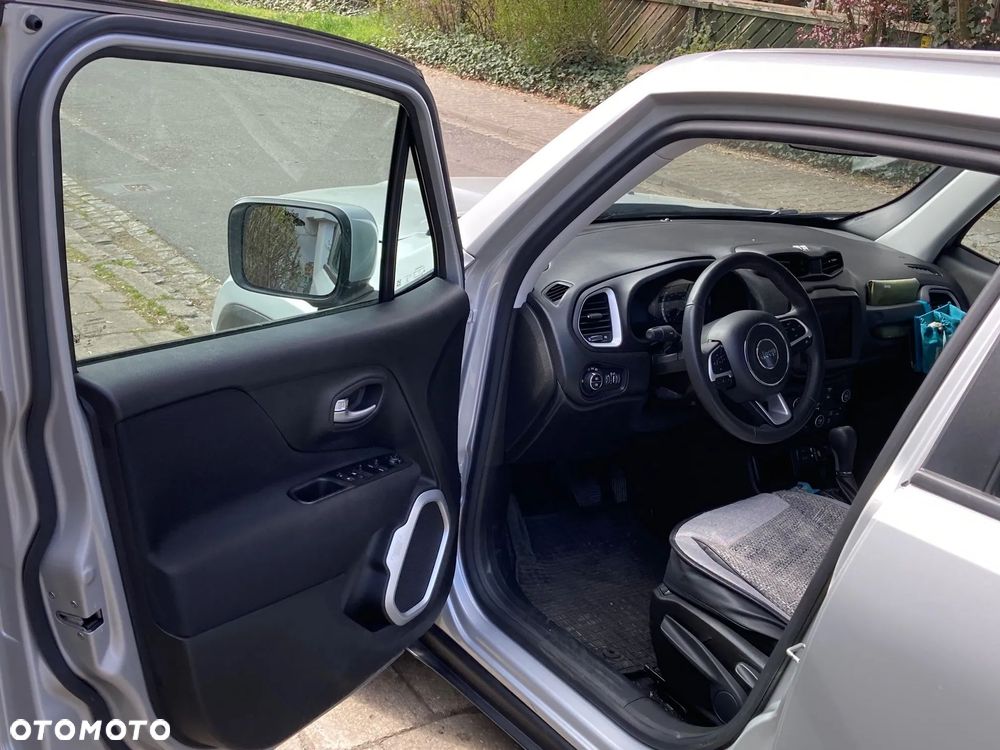 Jeep Renegade 1.3 T-GDI Automatik Longitude - 3