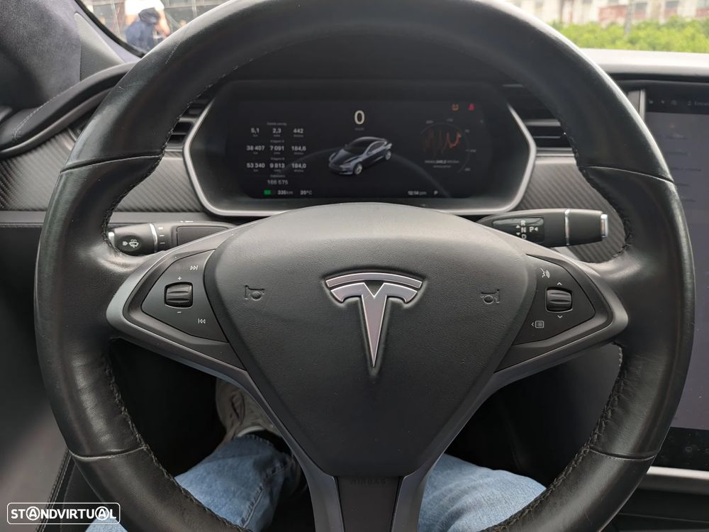 Tesla Model S Long Range - 6