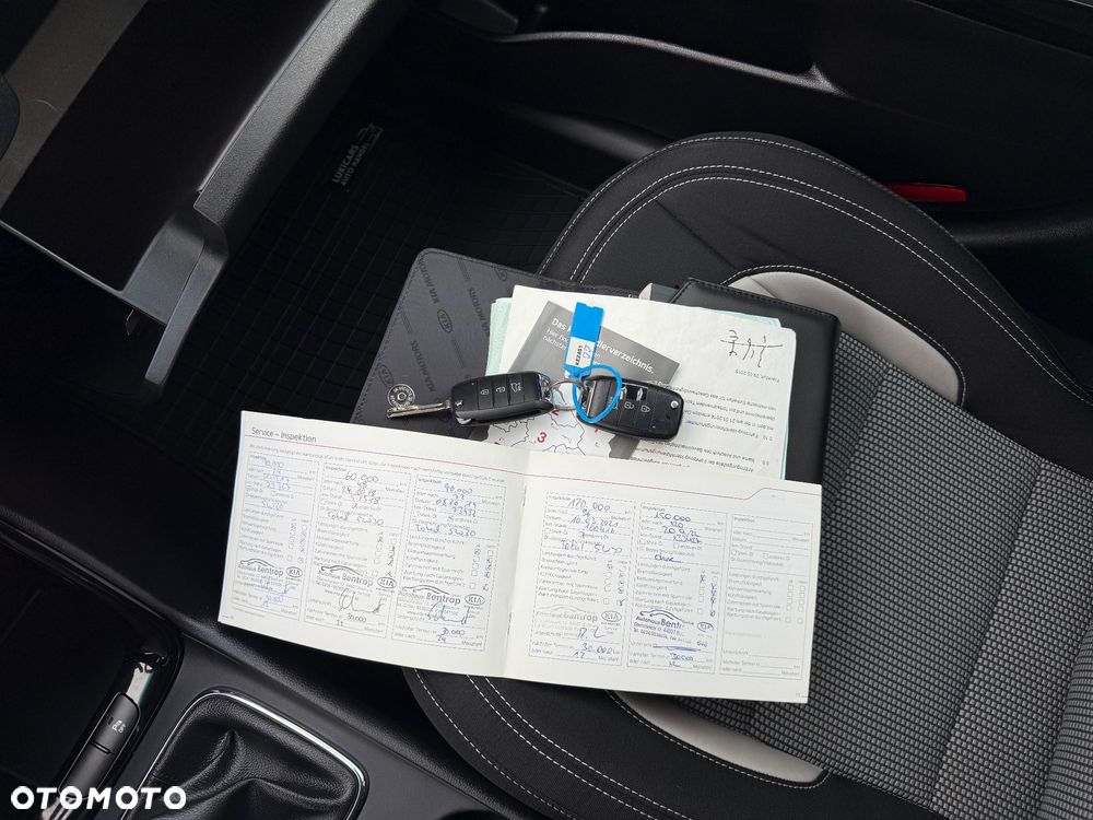 Kia Ceed 1.4 CVVT Dream Team Edition - 23