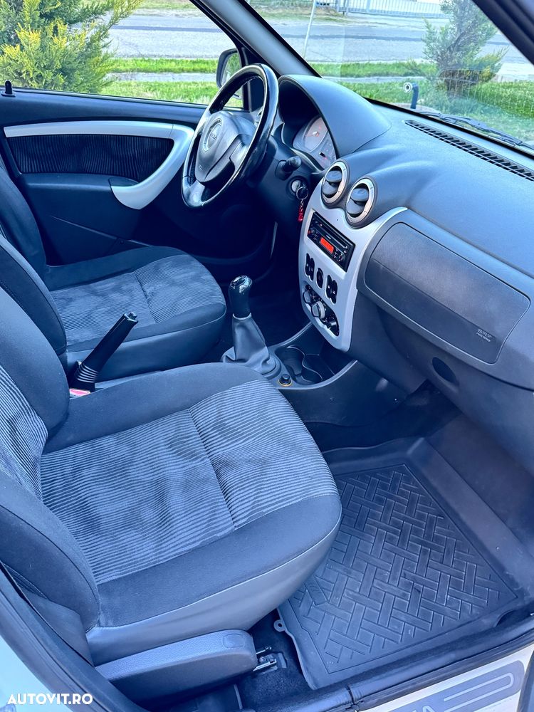 Dacia Logan 1.5 dCi Laureate - 7