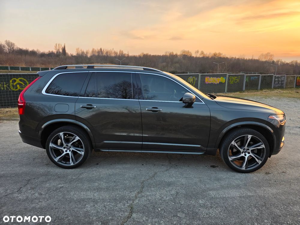 Volvo XC 90 - 4