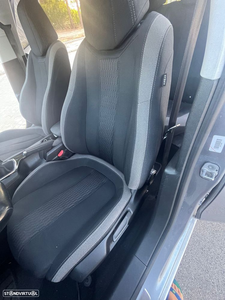 Peugeot 308 SW 1.6 BlueHDi Style - 12