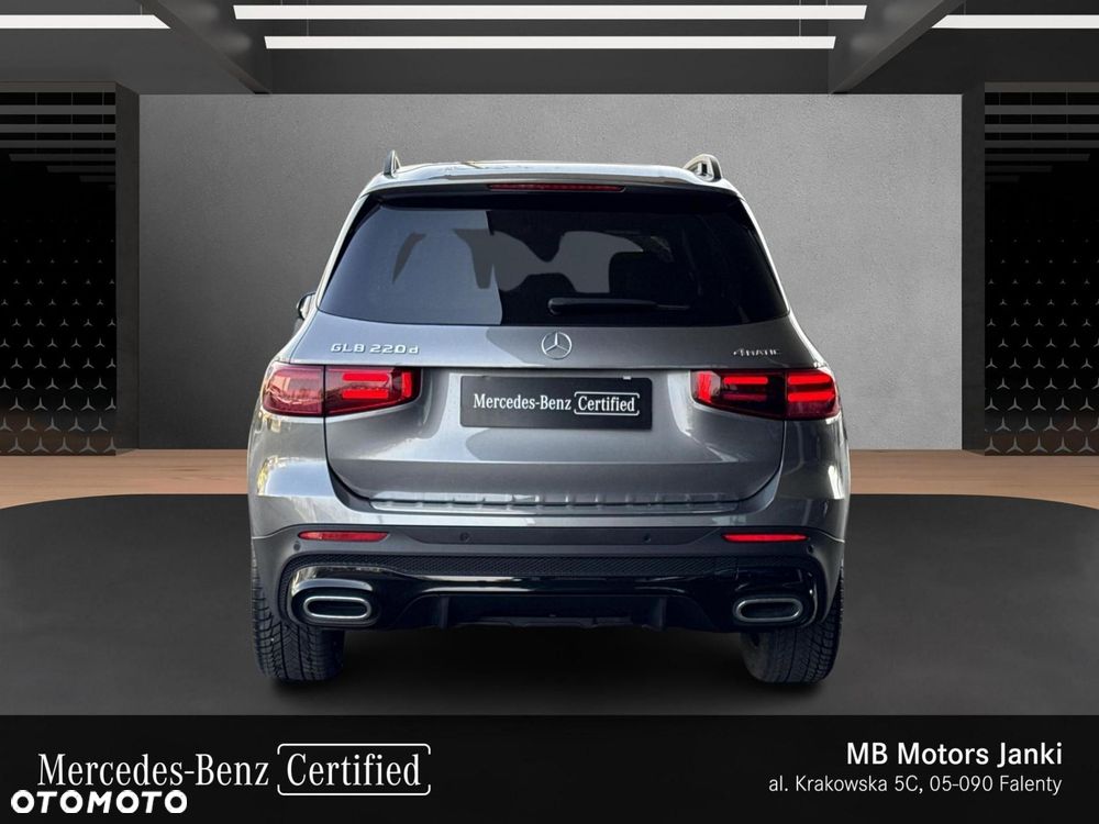 Mercedes-Benz GLB - 5