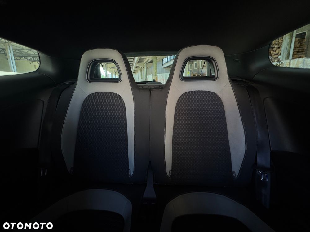 Volkswagen Scirocco 2.0 TSI R DSG - 17