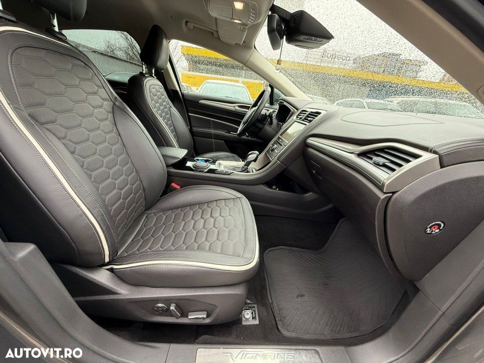 Ford Mondeo - 16