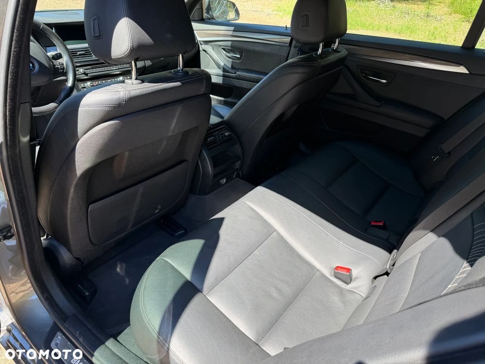 BMW Seria 5 530d Modern Line - 13